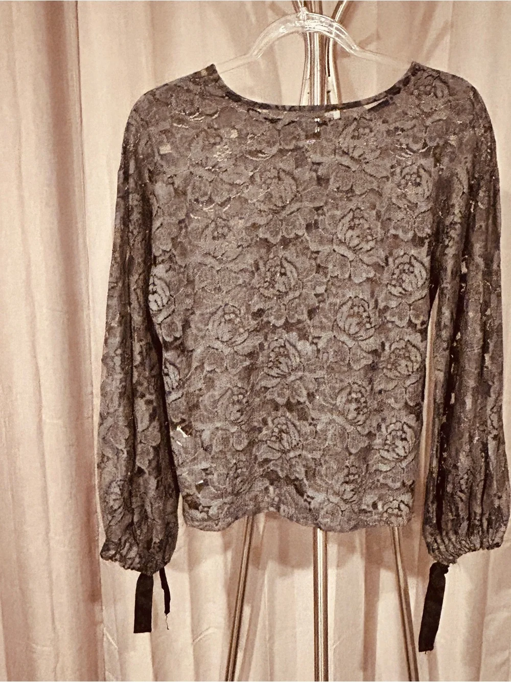 Zara Women’s grey Lace Long-Sleeve Top